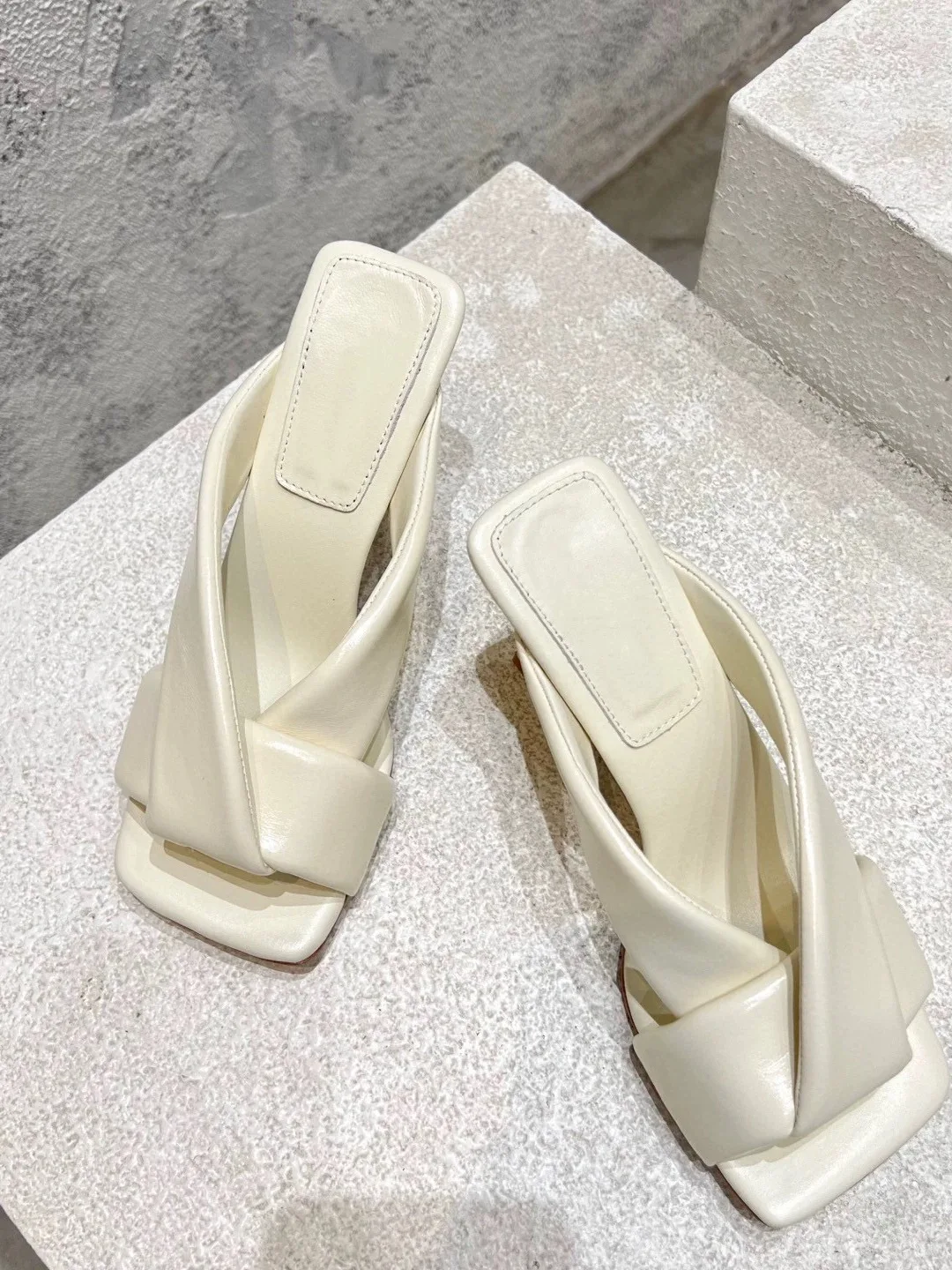 

2025 Summer New Women Slip On Open Toe Stiletto Sandals Cross Strap Square Toe High Heel Slippers Large Size Fashionable Simple