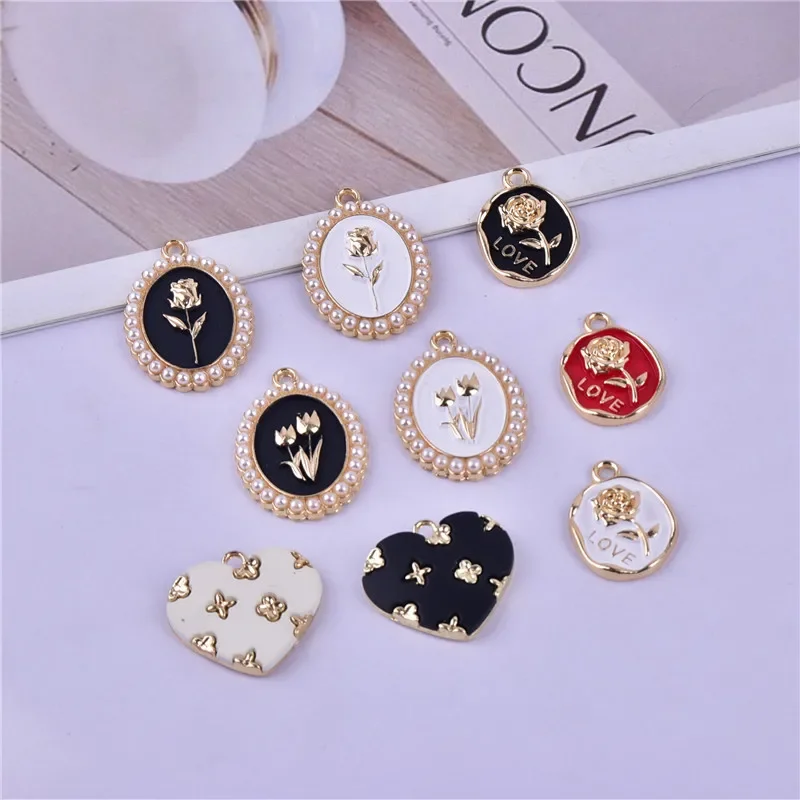 10pcs Irregular Round Heart-shaped Flower Disc Pendant Alloy Charm Necklace Pendants Jewelry Crafts Wholesale