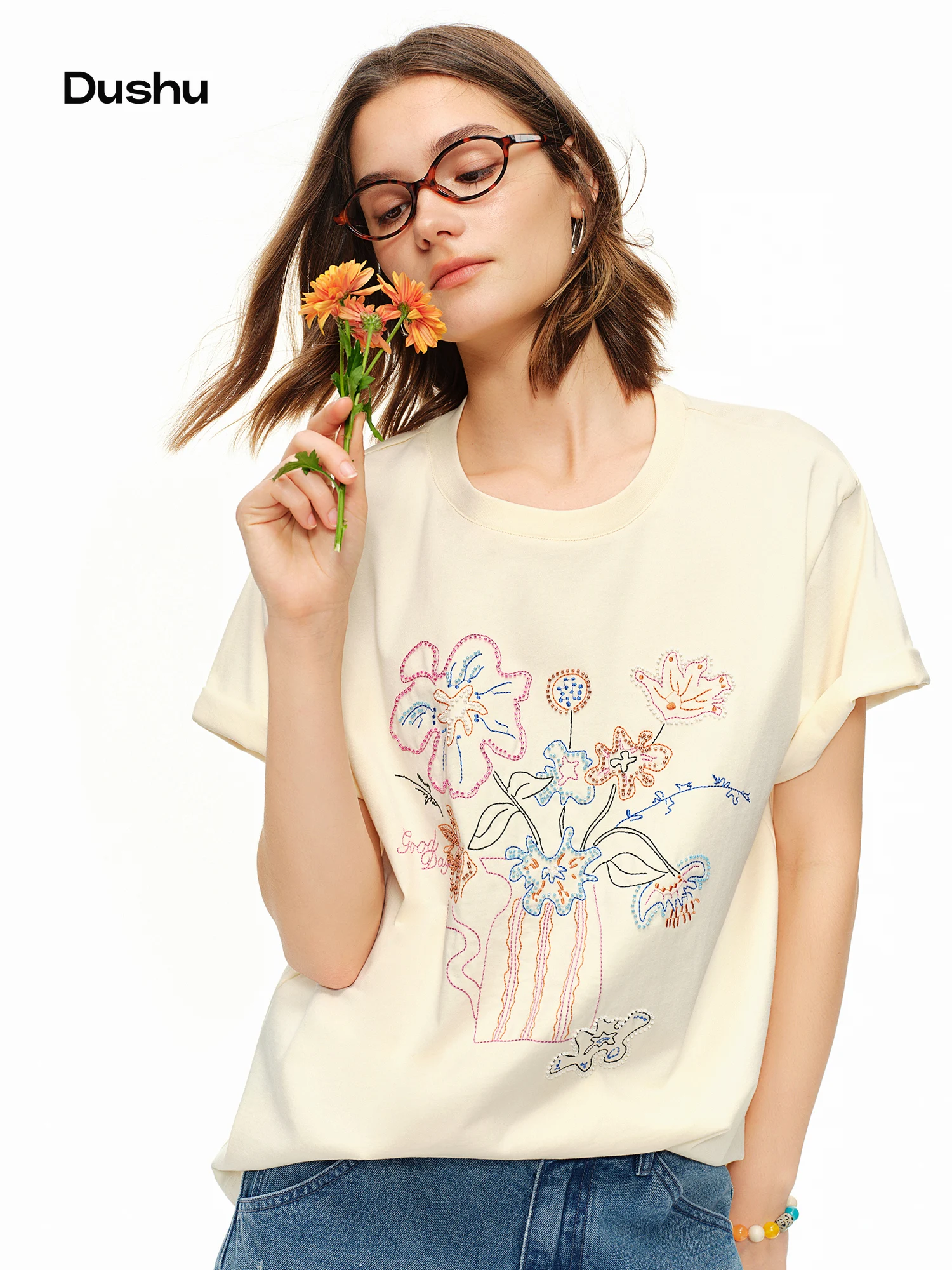

DUSHU 2026 Summer Women Oversize Embroidered Floral Short Sleeve Tee Round Neck Casual Cotton Top Coquette Daily Essential Style