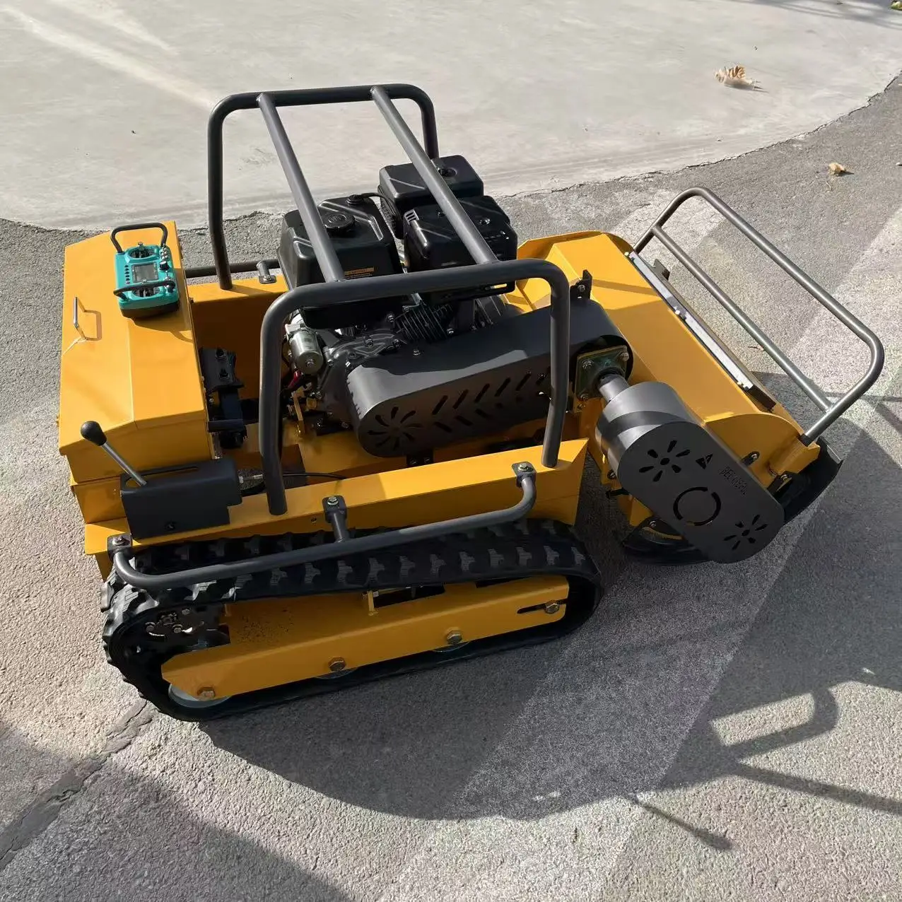 

800 мм 1000 мм Индивидуальная настройка CE EPA Дизельный двигатель Вездеходная сельскохозяйственная резиновая газонокосилка-робот с дистанционным управлением и роторными ножами