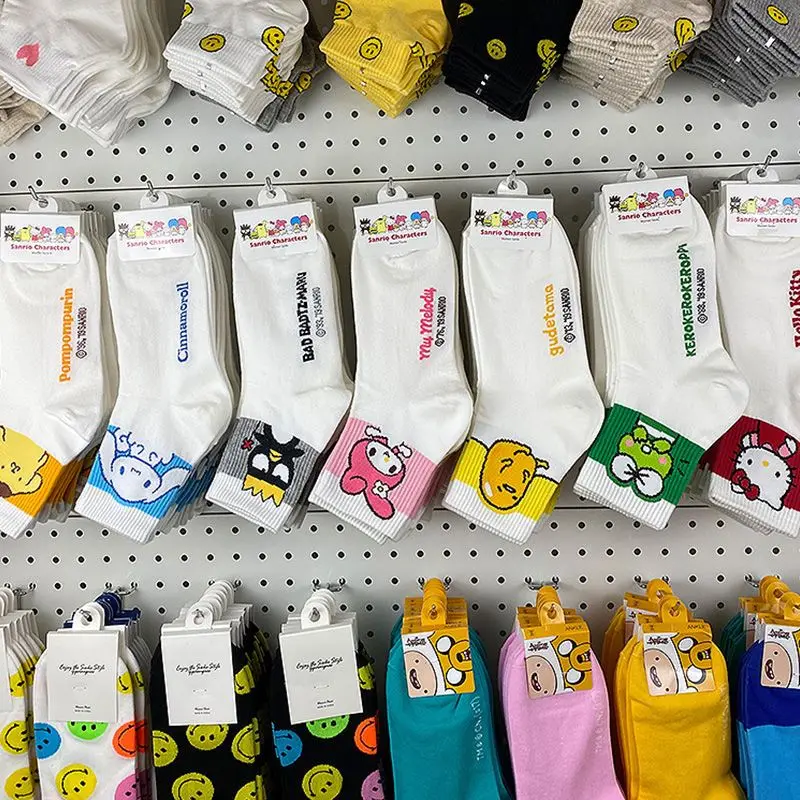 

new Hello Kitty Socks for Girls Medium Kuromi Cinnamoroll Socks Kawaii Sanrio Melody Socks Rosered Black White Sock Women Female