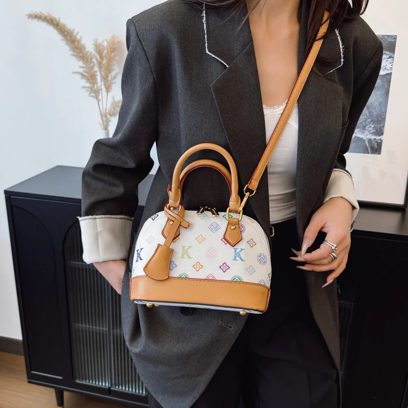 

Luxury Brand Women Handbag Crossbody Bag In Genuine Leather By Famous Designer Popular Classic Elegant For Travel