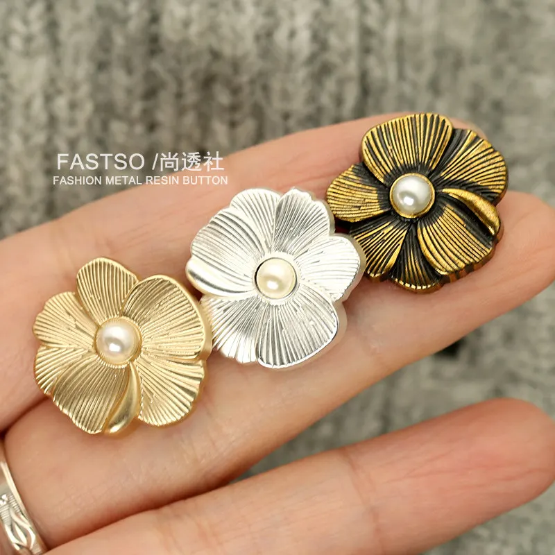 

Vintage Flower Buttons Zinc Alloy Elegant Blazer Coat Cardigan Decor 6pcs 15mm 20mm