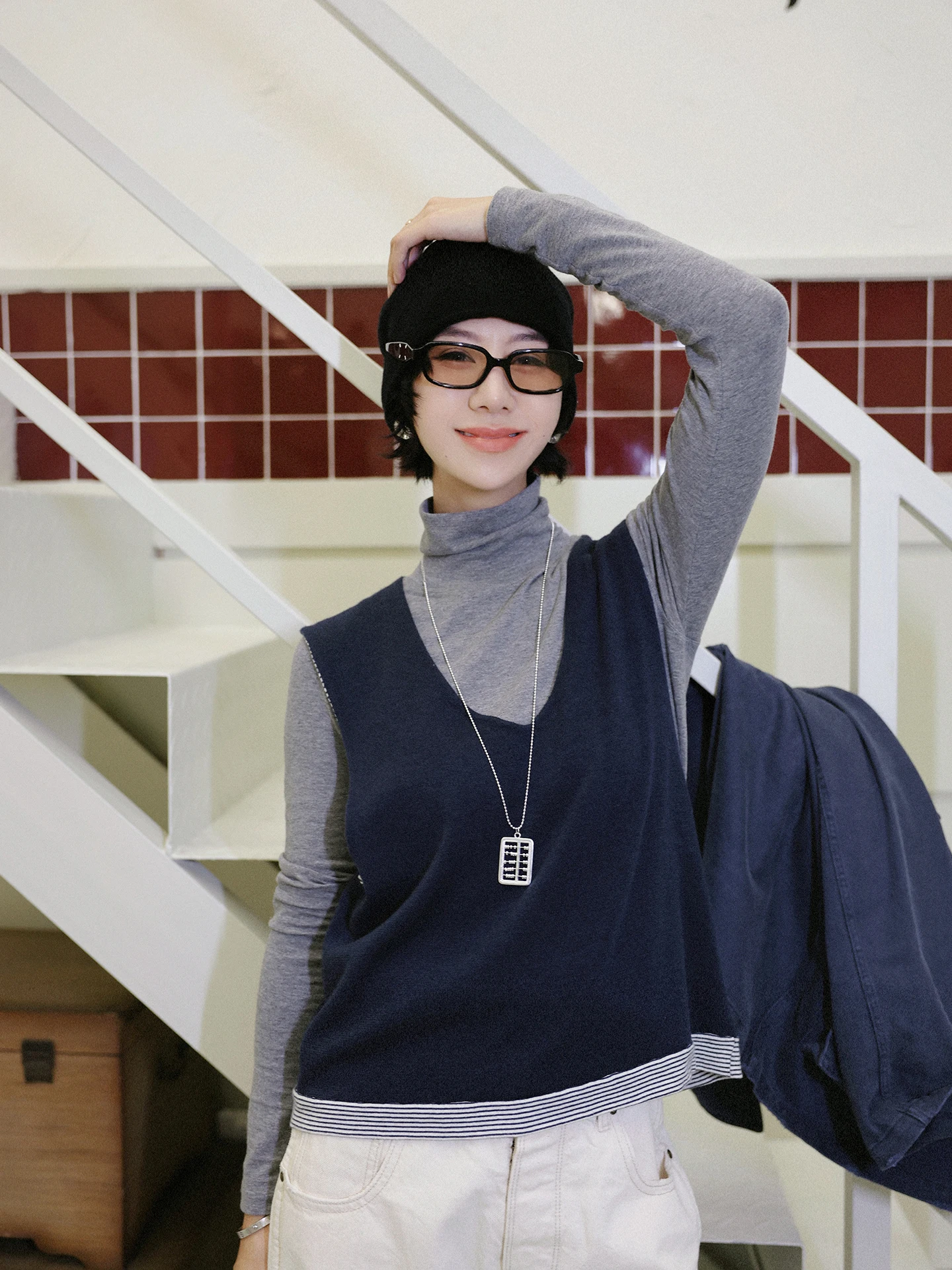 

Вязаный шерстяной жилет TT для женщин: модный, для многослойных образов, весенний сезон, маленький размер, для повседневной носки