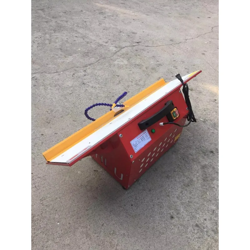 Flexible micro cutting machine for cutting various small size tiles and stone.