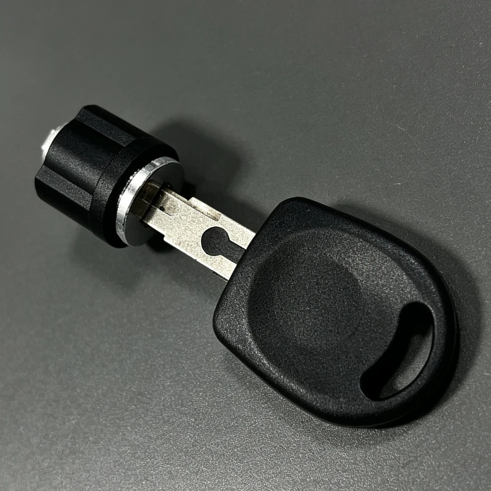 OEM Style Glove Box Lock Cylin - Golf Gloves recension och pris