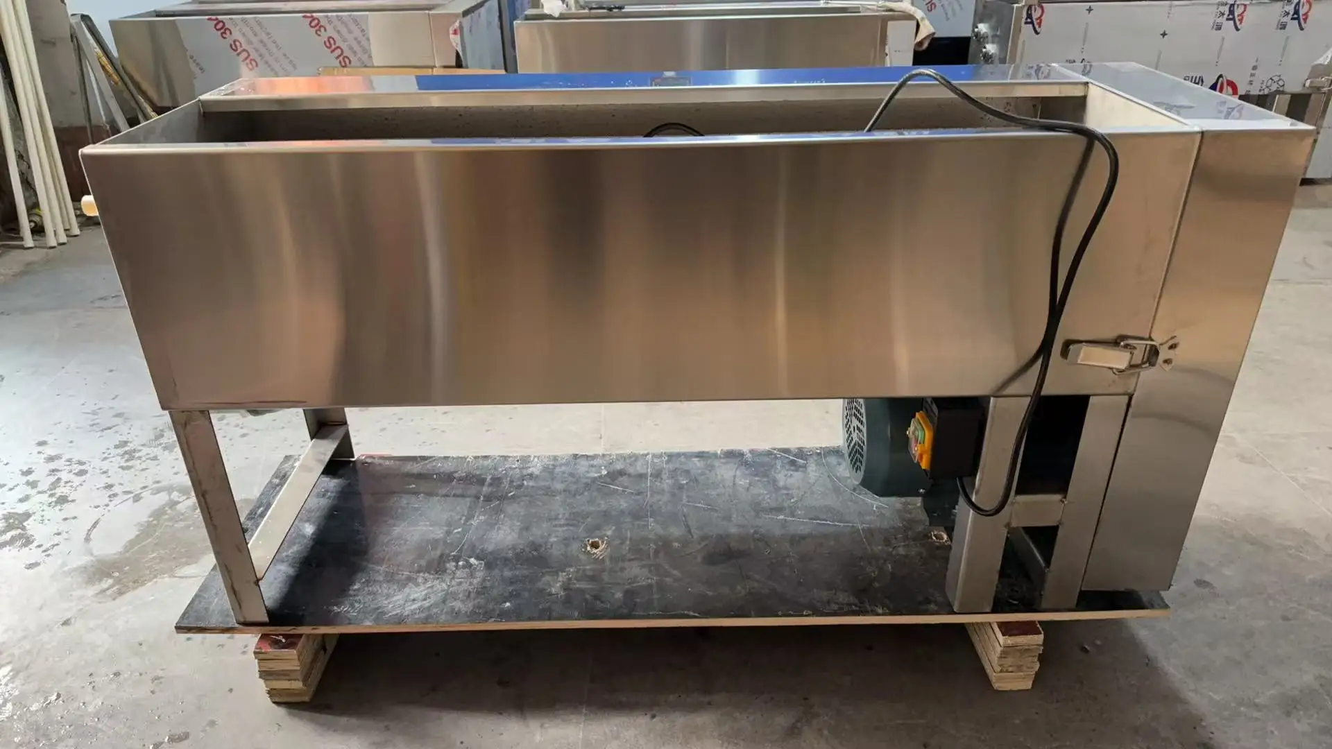 FOODLINE Tabletop Egg Washer Compact Design Equipment For Egg Wholesaler Preliminary Egg Cleaning Work