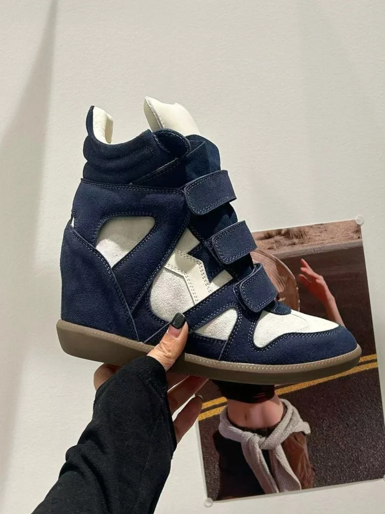 Damen-Stiefeletten Neu 2026 Echtleder Hohe Plateau-Sneaker Modische 8CM Keilabsatz Schneestiefel-Design Damenschuhe