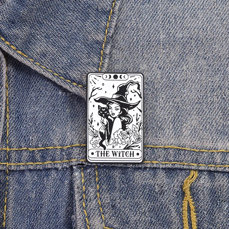 Halloween Tarot Black Cat Witch Cartoon Metal Badge Creative Decoration Clothing Brooch Pins for Backpacks Badges Metal Enamel