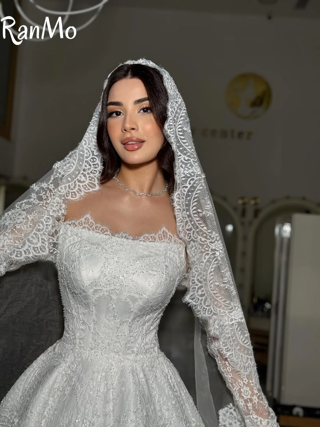 Ranmo ประณีตแขนยาวชุดแต่งงาน Sparkly ปิดไหล่ Backless หรูหรา Sweep Train ชุดเจ้าสาวสําหรับผู้หญิง 2025