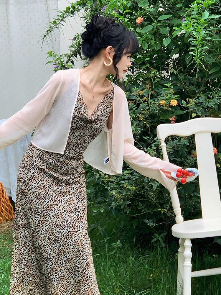 

Yuan Ying Lightweight Long Sleeve Chiffon Open Cardigan Women's Summer Sun Protection Versatile Air Conditioning Cardigan