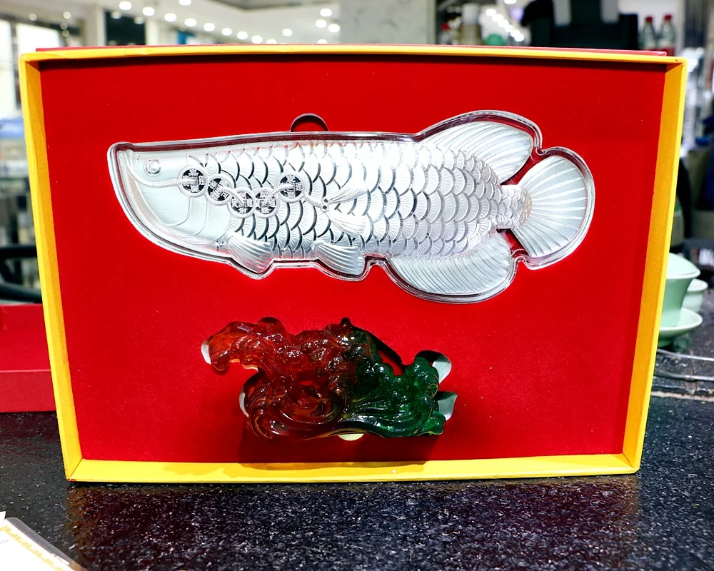 

2023 TOP Geomantic omen Decorative Home Company business bring wealth money GOOD LUCK gold Dragon Arowana fish silver Statue