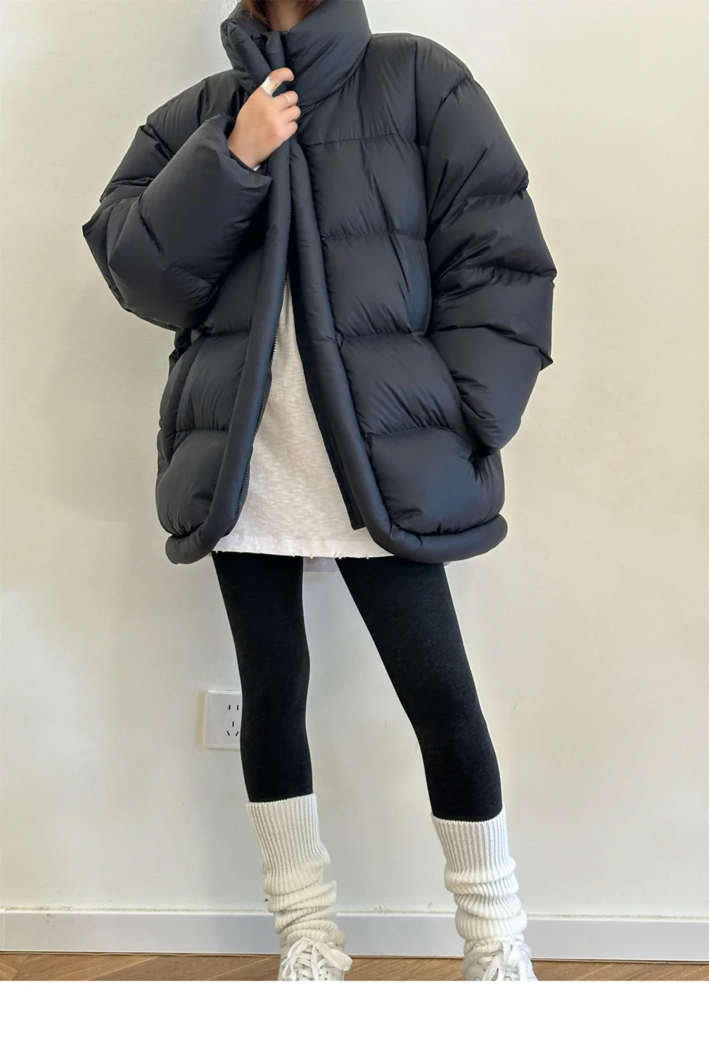 2025 Autumn and Winter Fashion Versatile New Warm Stand Collar Cotton Jacket Women's Coat Thickened