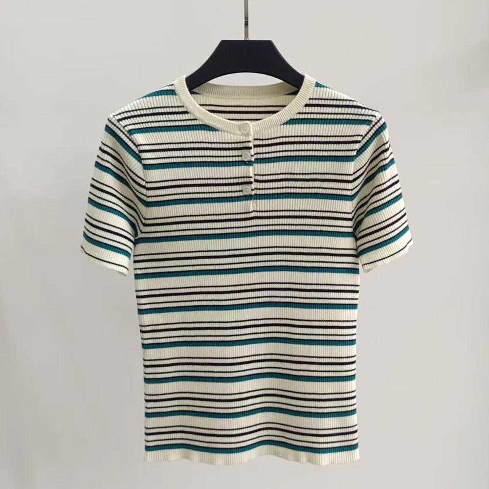 

Высококачественный новый женский топ 2026 года с разноцветными полосками, круглым вырезом, короткими рукавами, на пуговицах, повседневный и модный, xy2641504