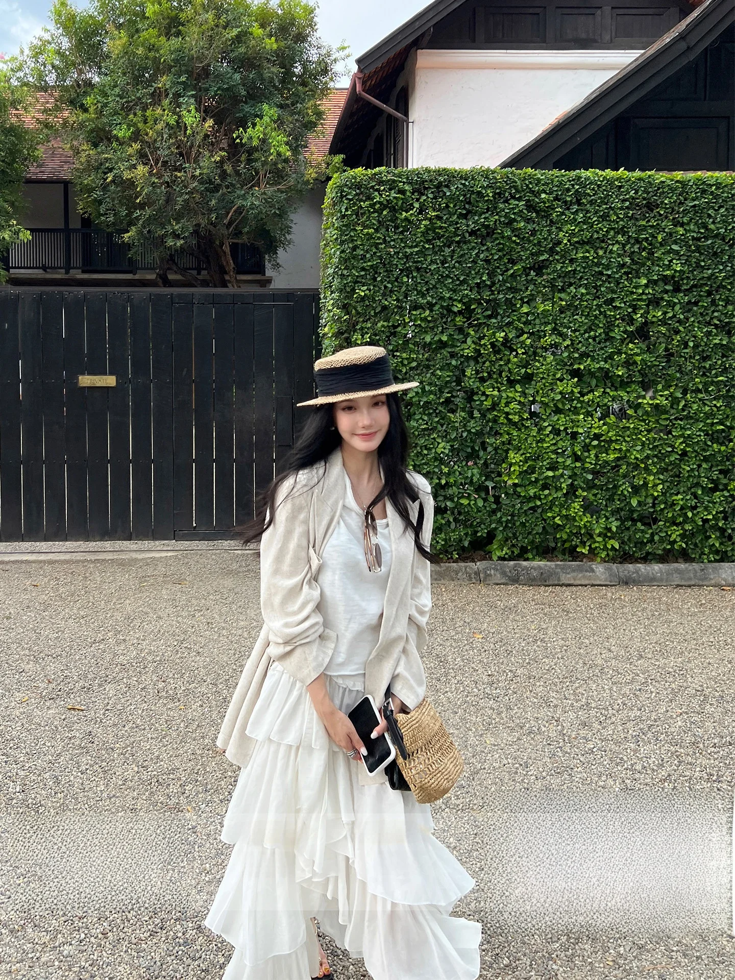 

Double-Buttoned Linen Casual Loose Fit Women's Suit Jacket Breathable Fabric Classic Peak Lapel Long Sleeve Color