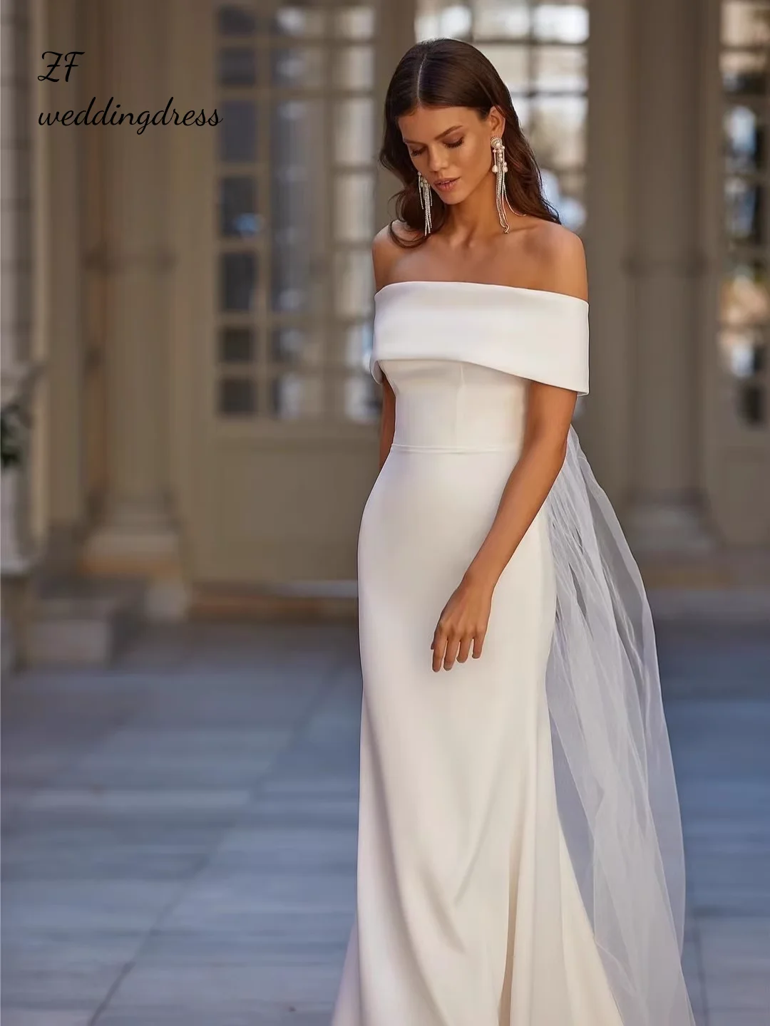 

Custom-made elegant satin chiffon off-the-shoulder sleeves A bridal dress with a high-end wedding evening gown and ball dress