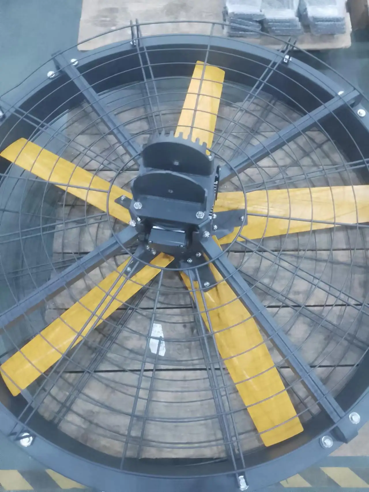 

Metal Wall Mount Strong Power Electric Fan Industrial Fan Factory Direct Sales