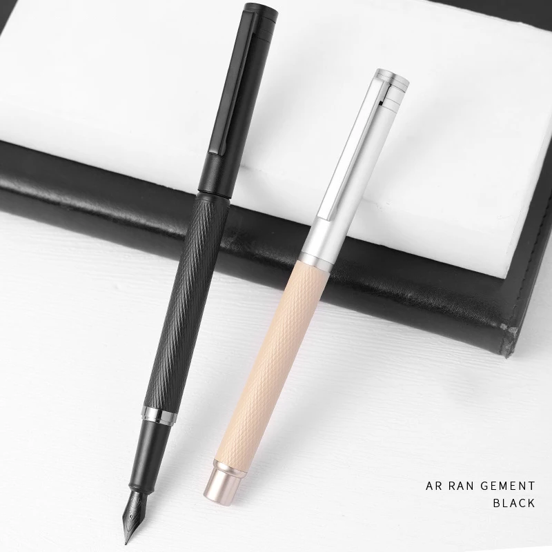 Black & White Samurai high-quality fountain pen, professional 0.5/0.7mm nib, metal pen box packaging.