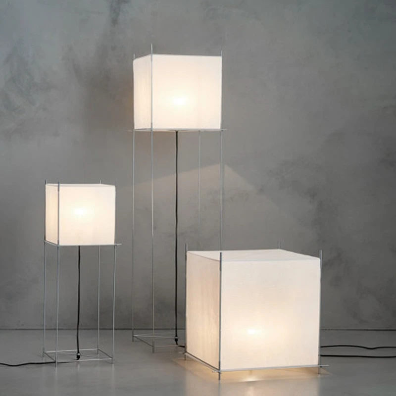 

Living room floor lamp, simple study, bedroom, hotel B&B table lamp, minimalist light luxury vertical