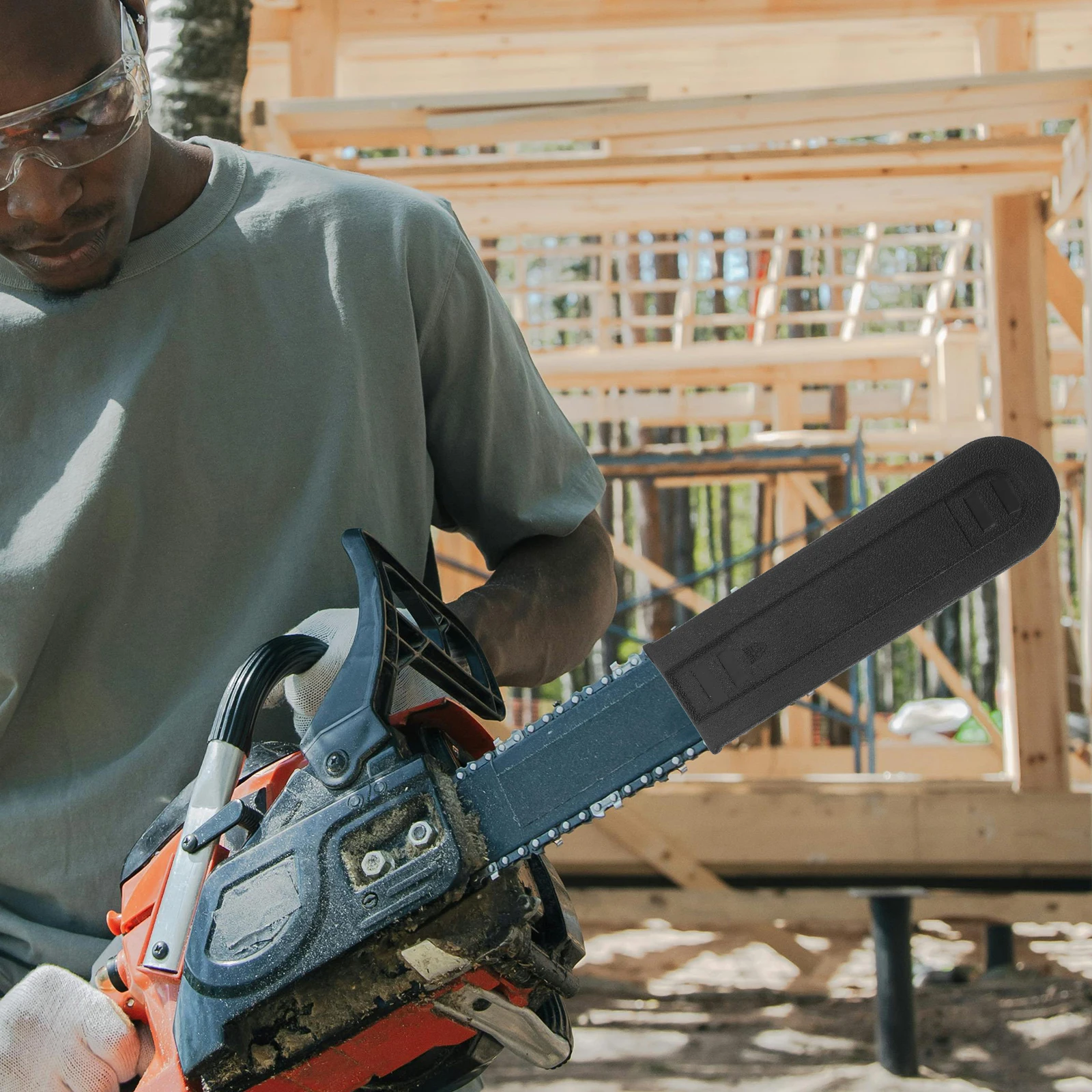 Рисунок 6 - универсальная пластиковая защита ножен для бензопилы