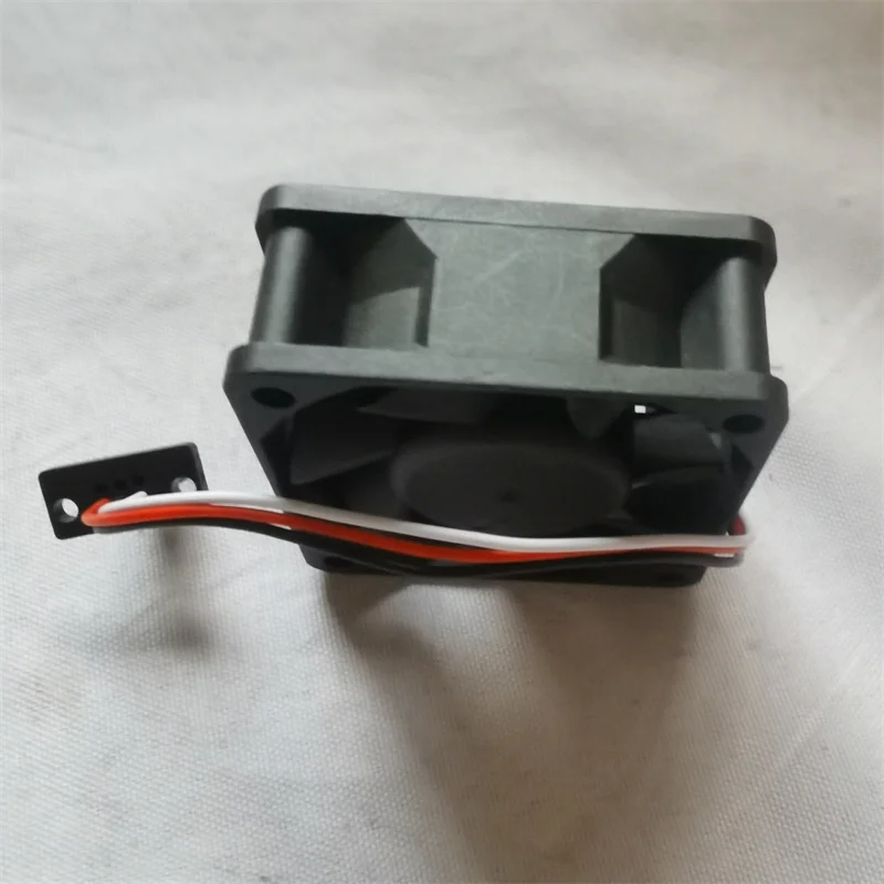 60x60x25 مللي متر 9WF0624H4D03 A90L-0001-0508 24V التبريد 0.15A 6025 60 مللي متر DC مراوح محورية