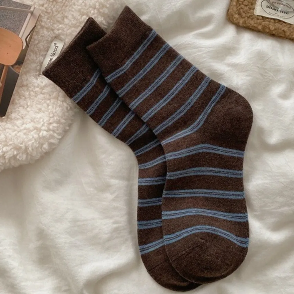 

Fashion Cute Ruffle Mid Tube Socks Comfortable Thickned Long Socks Warm Socks Women