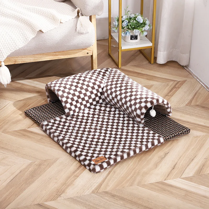 Winter Two-color Plaid Pet Tunnel Creative Square Semi-closed Velvet Carpet Comfortable Cat Passage Toy Dog Accessories