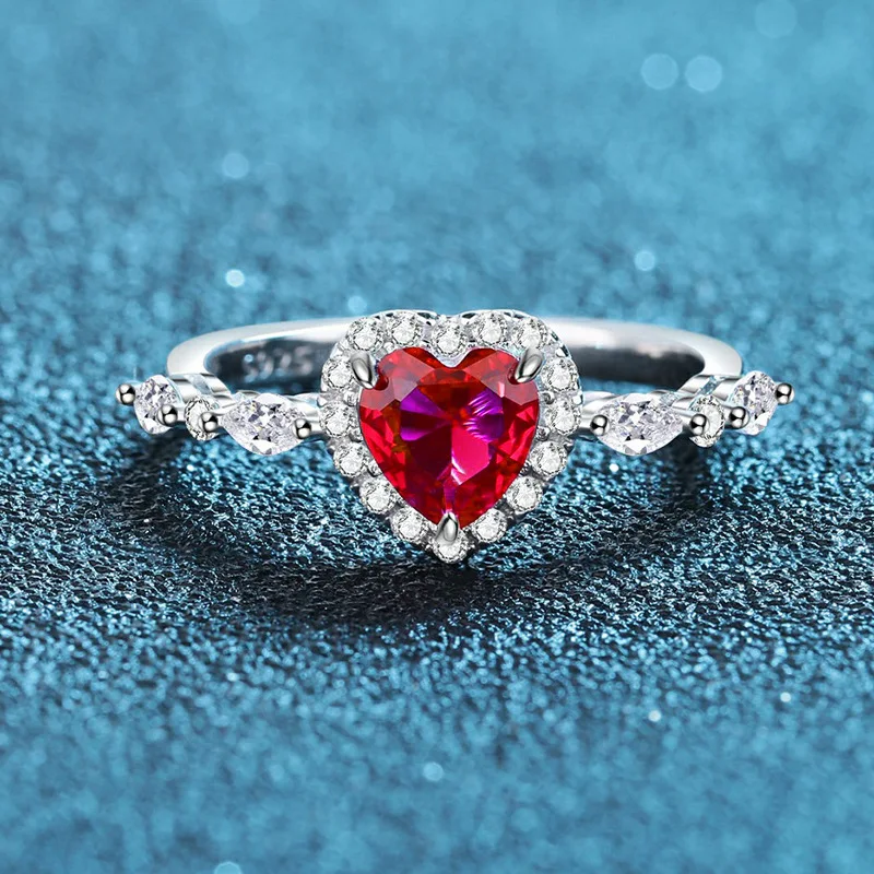 

Luxury Solid Platinum PT950 Heart-shaped Pink Red Blue Moissanite Diamond Full Diamond Women's Ring