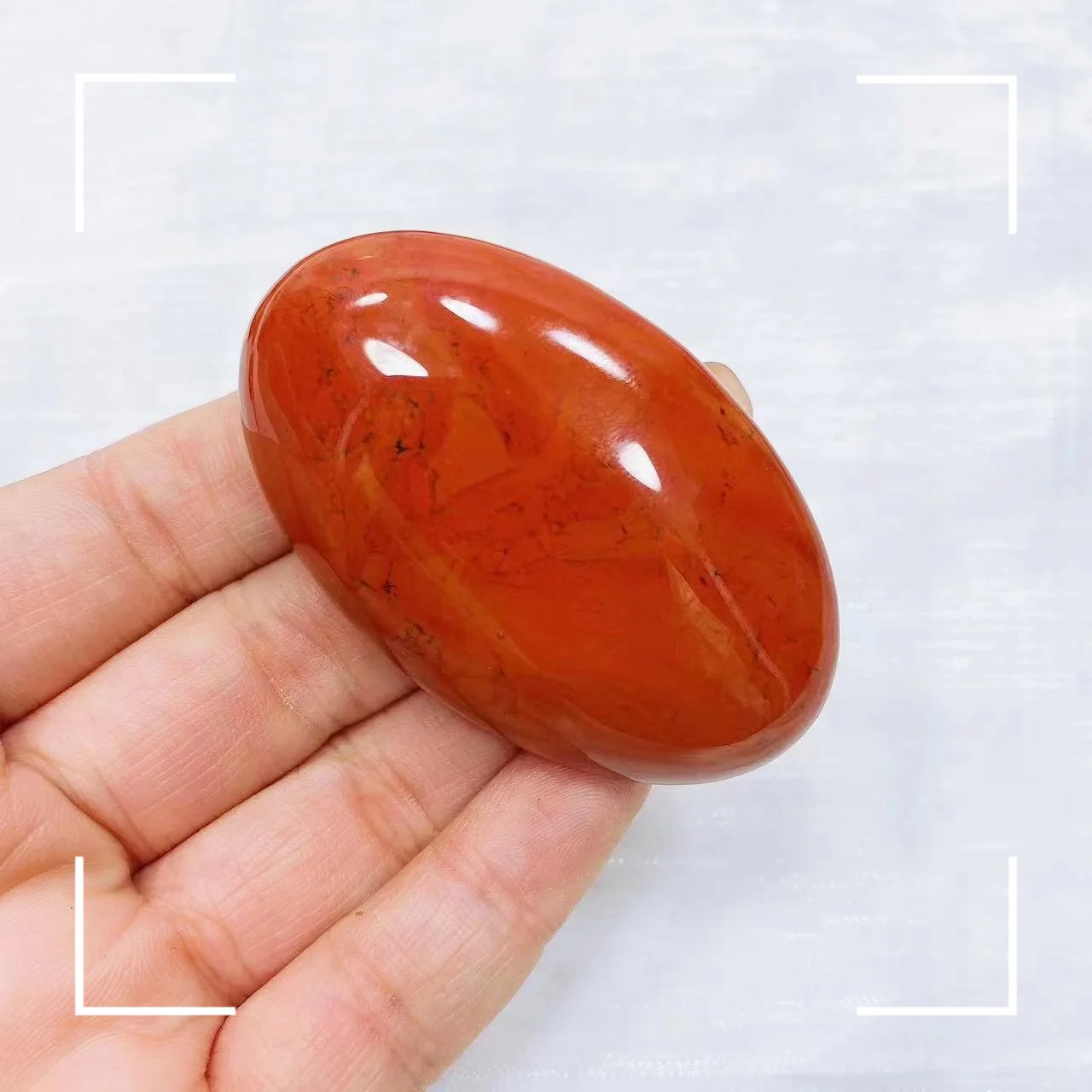 Natural Red Jasper Crystal Pocket Palm Stone Oval Decompression Energy Healing Crystal Jewelry Material Home Decoration Gift