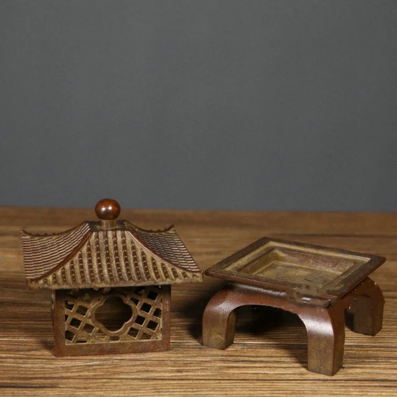 Antique copper hollow palace lamp tower Fragrance Stove quadruped incense burner home tea ceremony desktop decoration craft