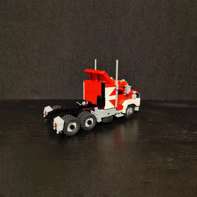 737pcs MOC DAF NTT 2800 Truck City Champions Model Building Blocks Christmas Gift Creative Idea Assemble Display Art Collection