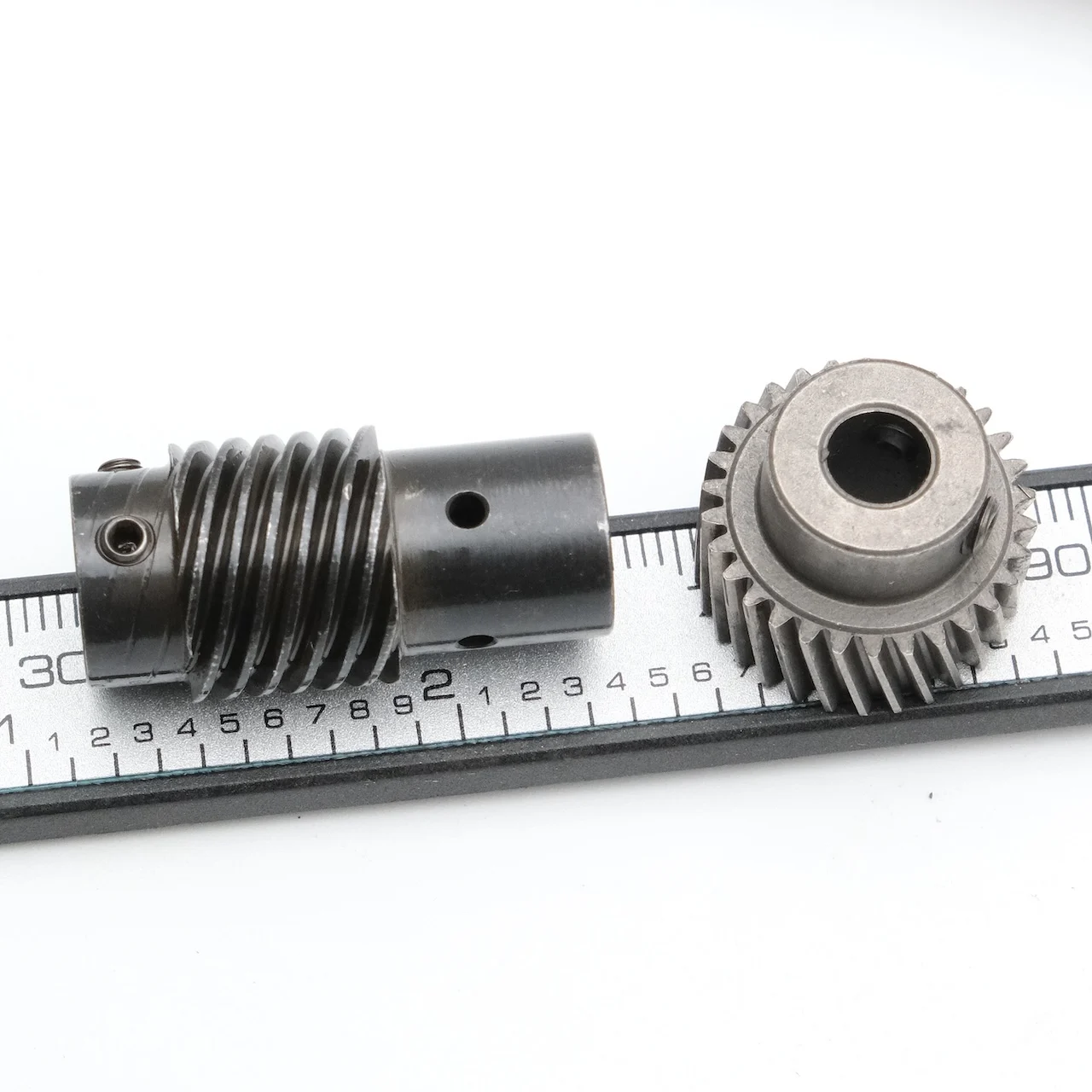 1:5 Right Angle Conversion for AGV Steering Drive 6mm-8mm 30 Teeth Worm Reducer Transmission Helical Gear Accessories