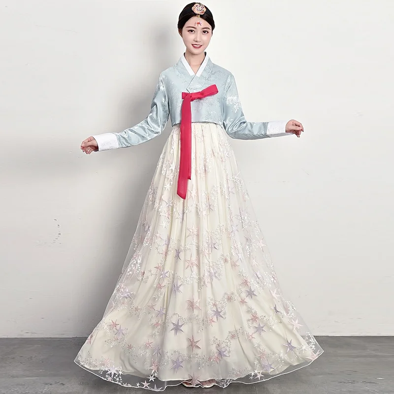 الملابس الكورية النسائية الهانبوك الأقليات العرقية وملابس شيان تحسين لالتقاط الصور والرقص صور ممارسة التنانير في يانجي