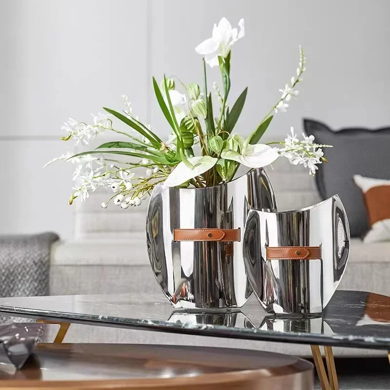 Bent Rustproof Steel Vase, Silver Metal Leather Ice Bucket, Household Ornament, Dining Table Living Room Decor