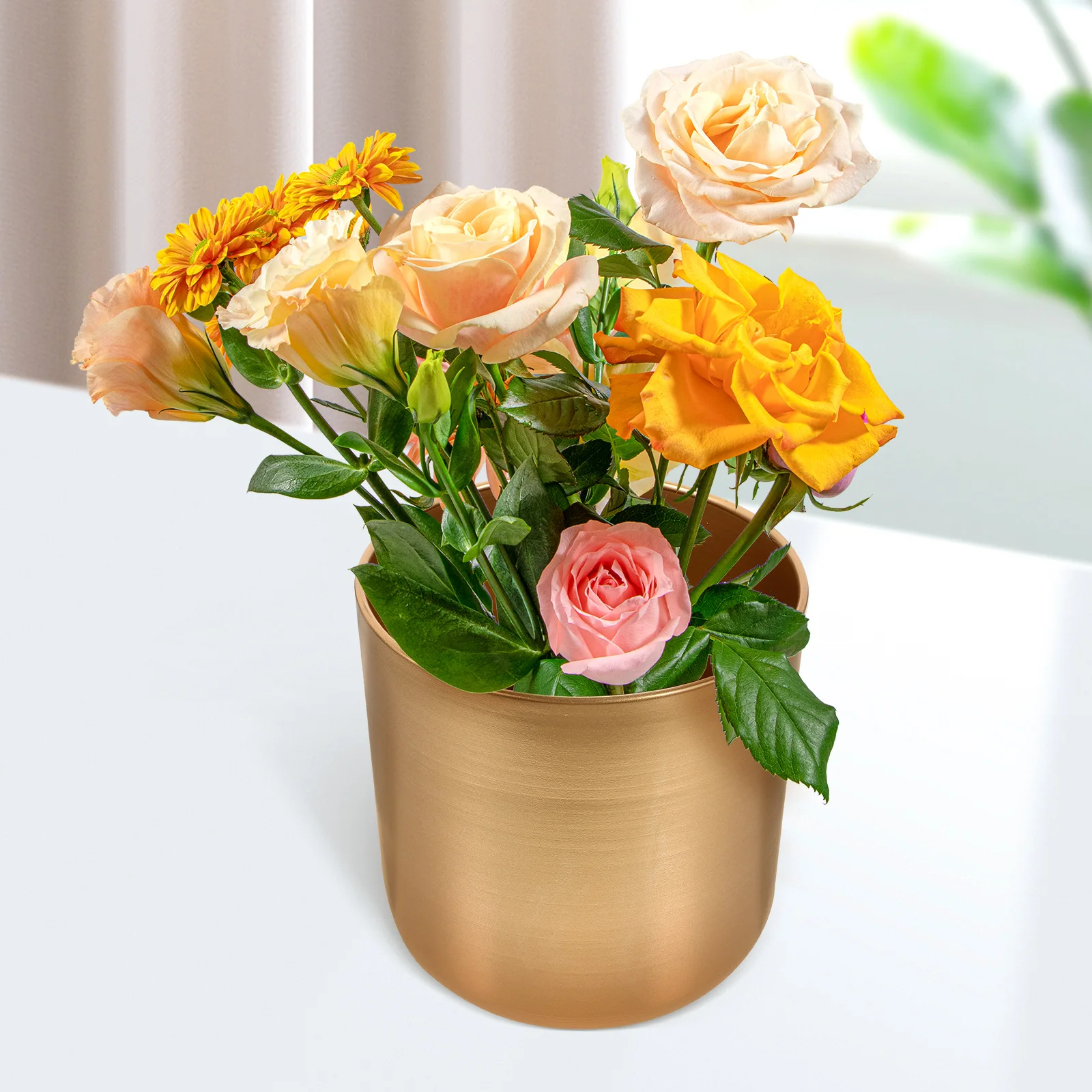 

Rustic Wrought Iron Flower Arrangement Container Vintage Style Vase Planter Bucket for Home Wedding Party Metal Ornament