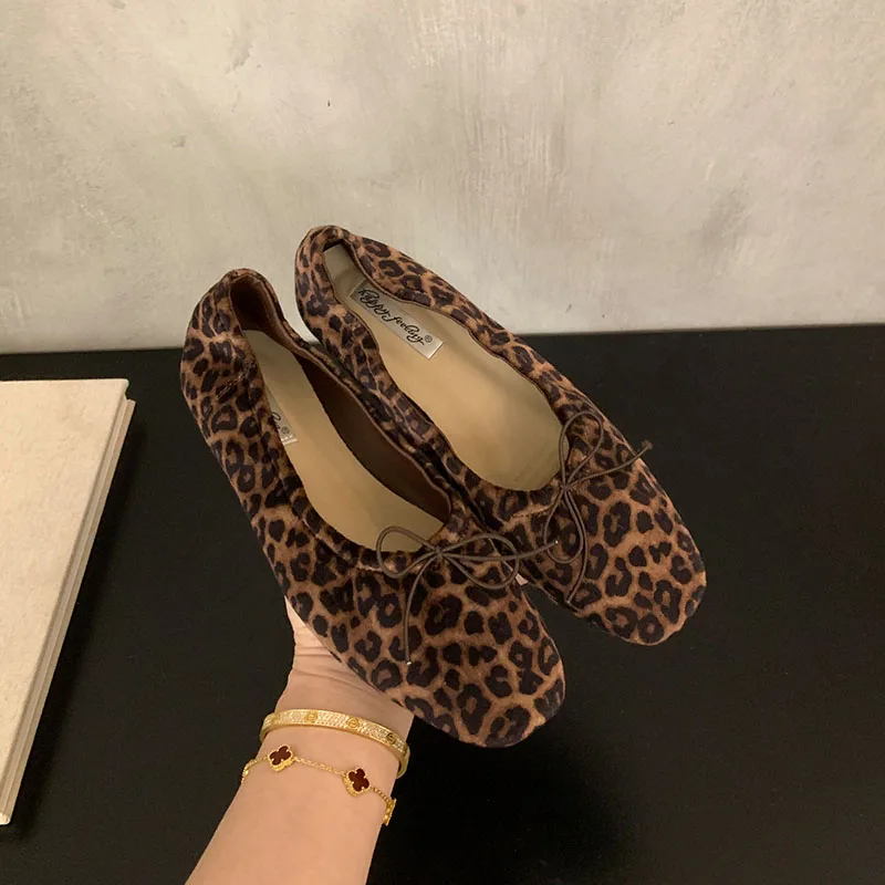 Damen-Schmetterlingsknoten-Ballerinas, flache, lässige, modische Seiden-Ballerinas für Frauen, Tanzschuhe, Frühling/Herbst, neu – Detail 12