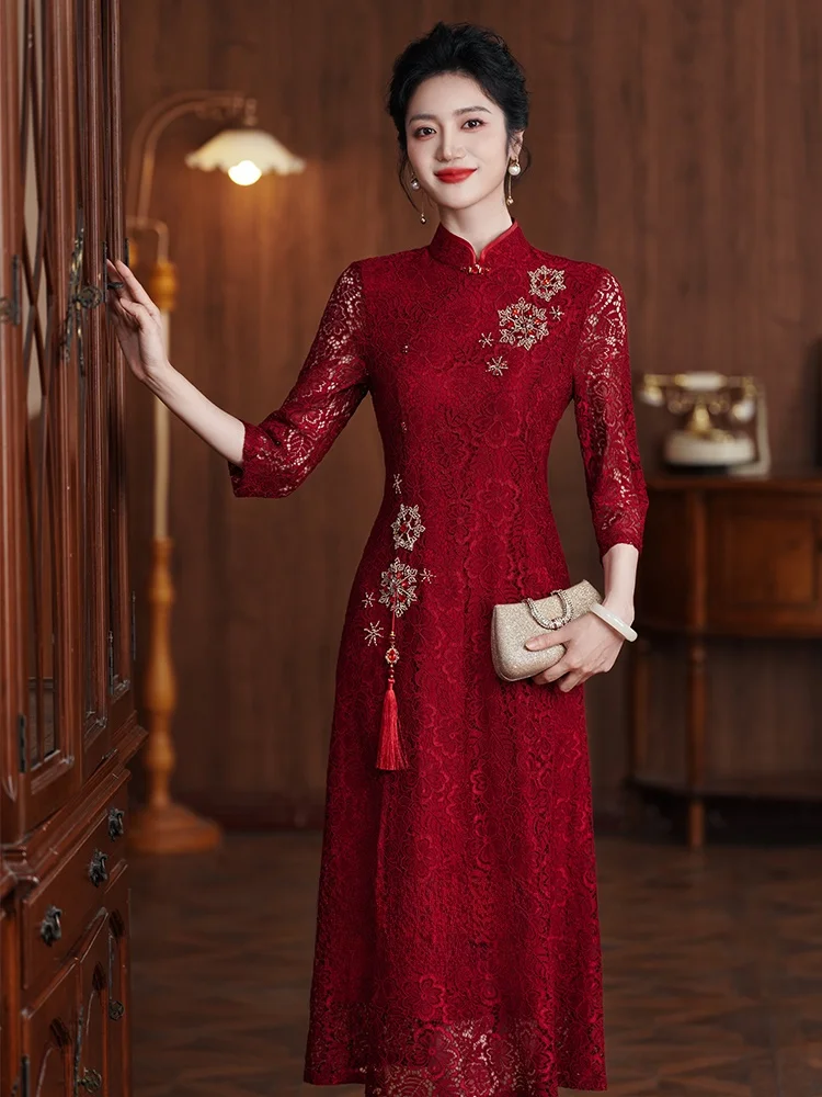 

Красное новое китайское свадебное платье для молодой мамы, традиционная китайская свадебная одежда для молодой мамы, обновленное.