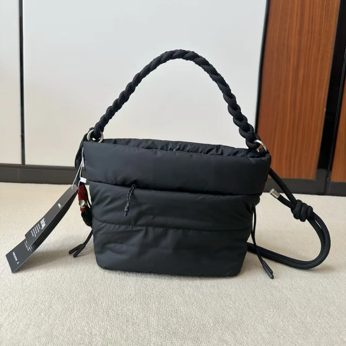 

New high-quality premium cloud bucket crossbody handbag