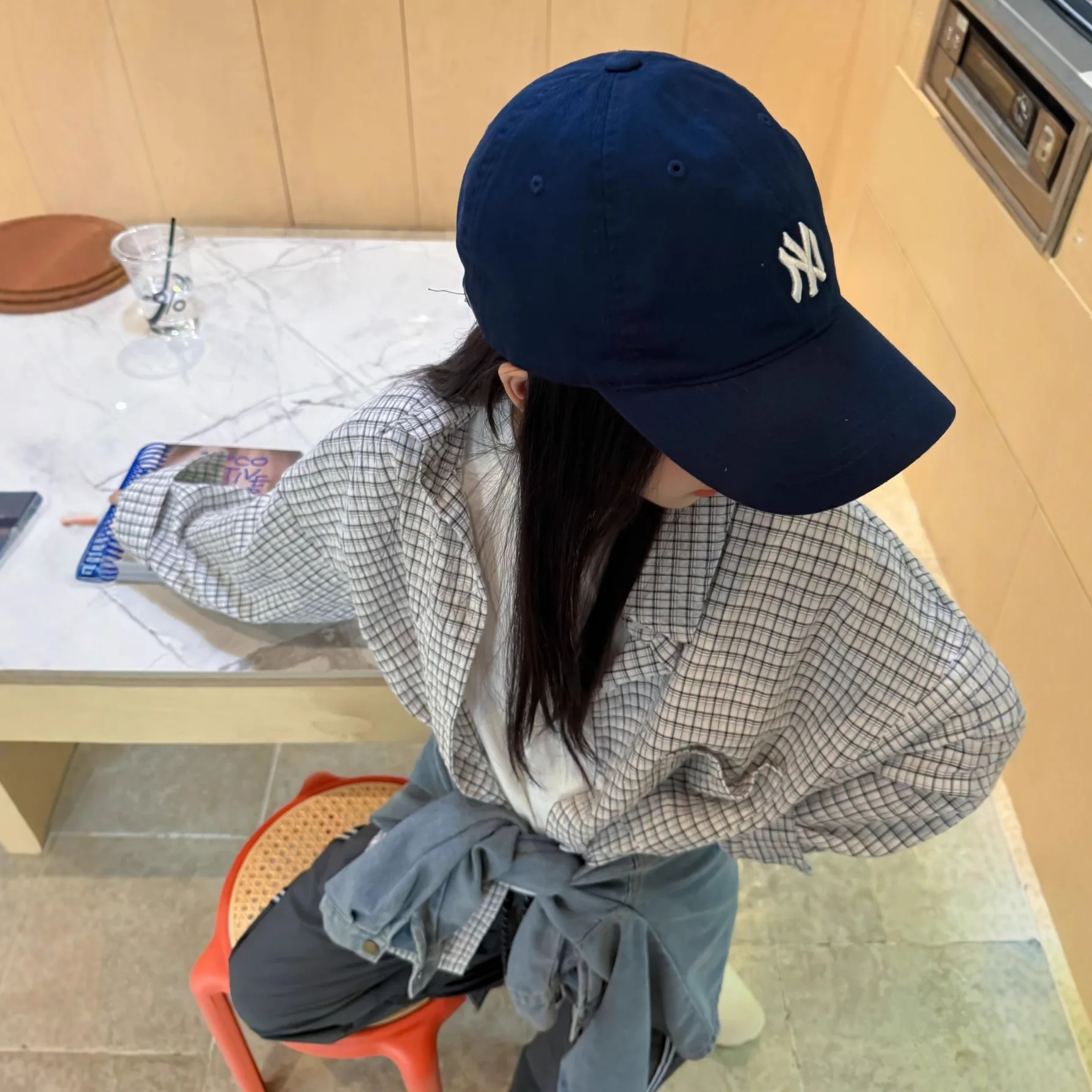 2025 Spring and Autumn Fine Grid Classic Shirt Girls Turn-down Collar Versatile Plaid Shirt Girls Blouse Children Clothing