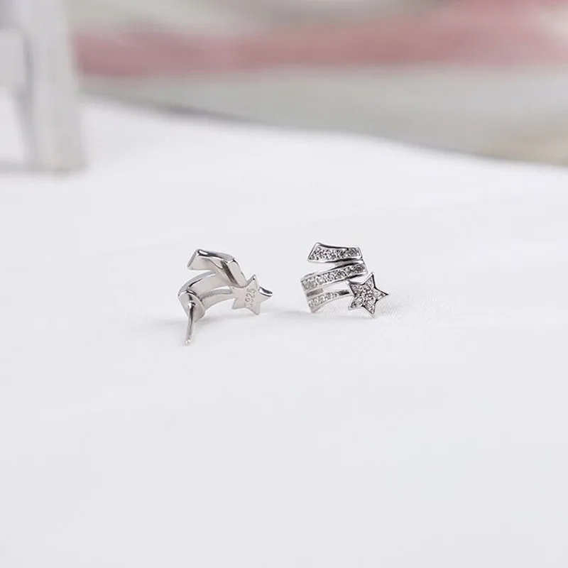 Comet star ear cuff earrings without piercing no hole cz stone Comet stud earrings for women luxury deigsner glitter dainty