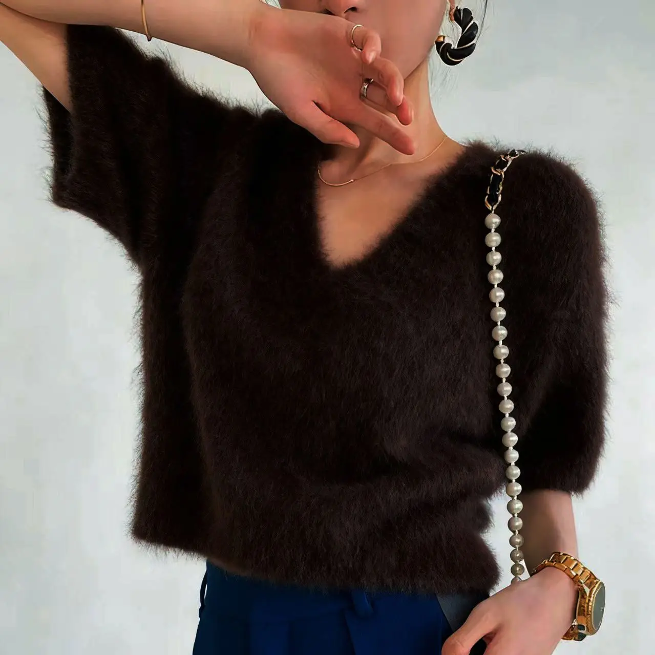 

Модный универсальный осенне-зимний женский вязаный свитер с короткими рукавами и круглым вырезом для глубокого кофе, внутренний вязаный свитер