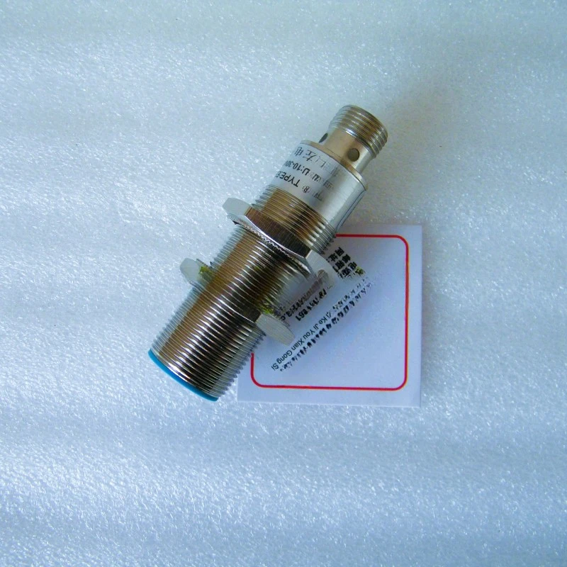 

PTD1805 Proximity switch 1808 3010 15 P1 sensor 2M DC three-wire two-wire PNP normally open