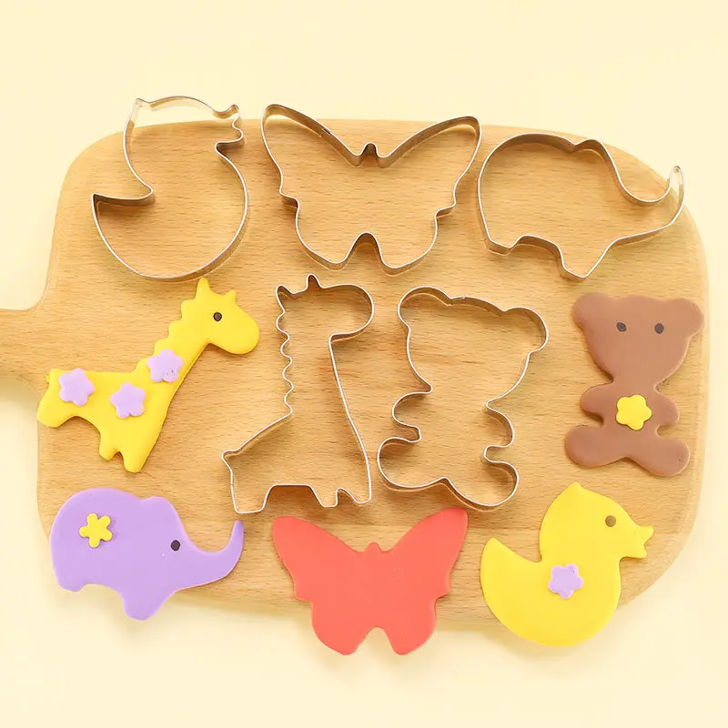 Christmas tree Figures Cookie Anime Cutters Cartoon DIY Bakery Mold Biscuit Press Stamp Embosser Sugar Pasty Cake Mould Toys