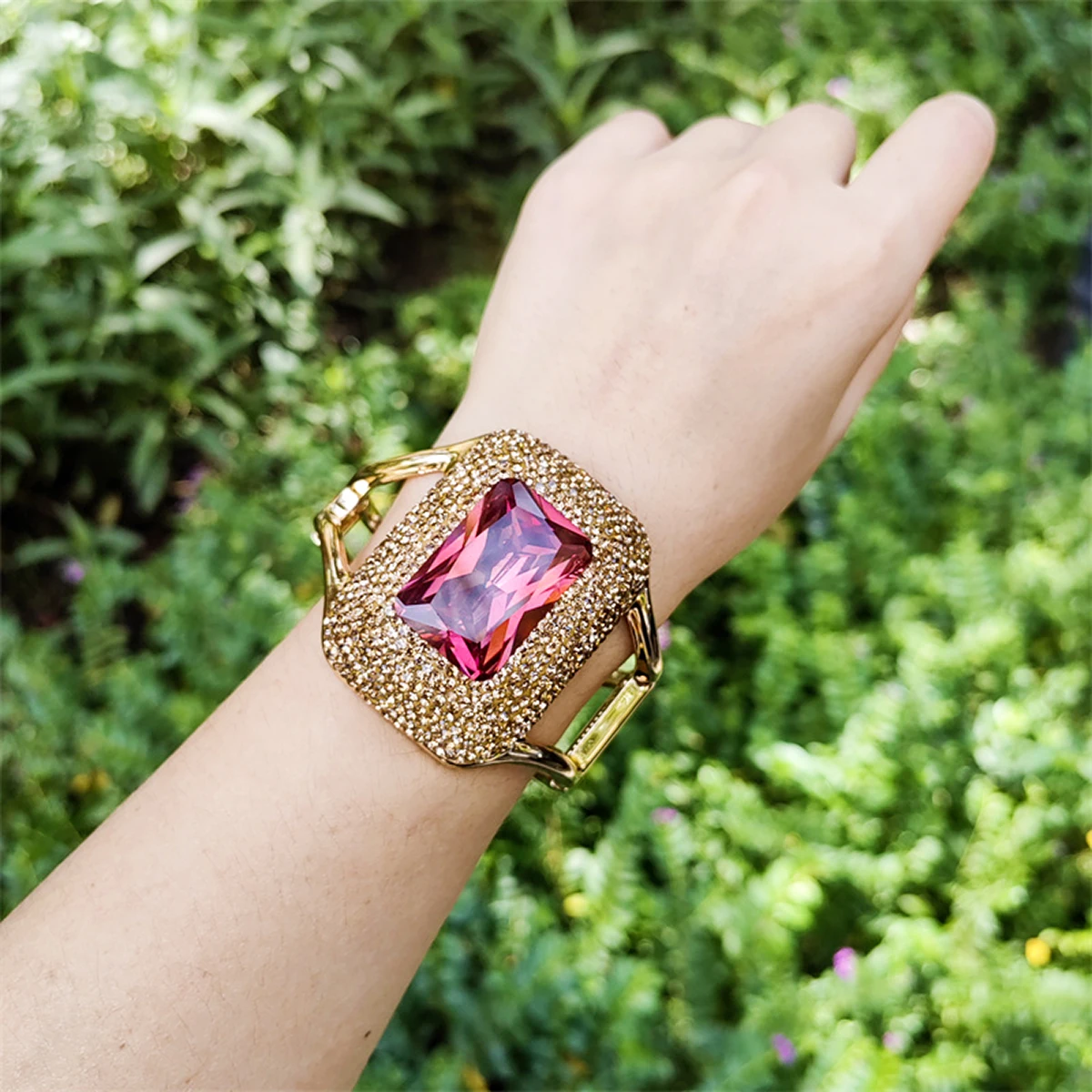 Türkischer Farbstein Sultanit Schmuck, Quadratisches Manschettenarmband für Frauen, Farbwechsel bei unterschiedlichem Licht, Elegante Mode – Detail 7