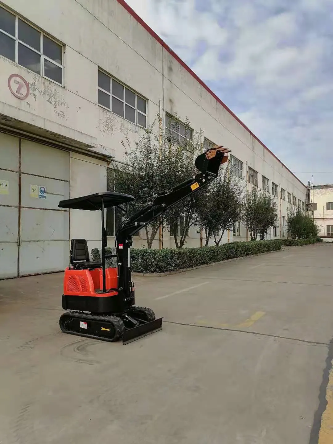 AW12 1.2 Ton  Mini Excavator Accessories Many Buckets Size Can Choose with Hammer Breaker Auger Drill,raker,grapple,ripper