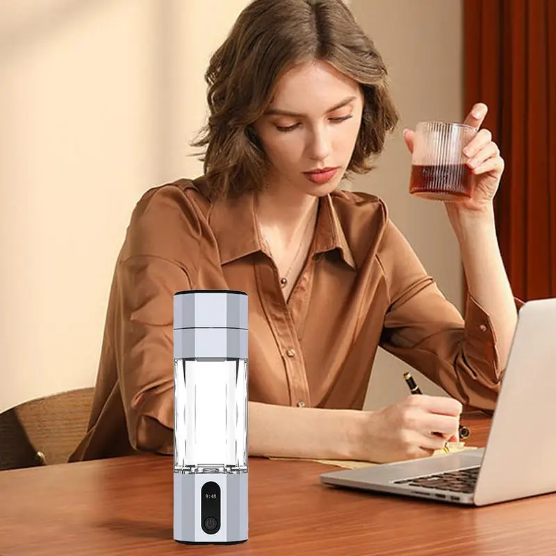 Hydrogen Water Bottle Generator USB Rechargeable PEM Electrolytic Hydrogen Generator 208ml Water Ionizer For Home And Travel 2