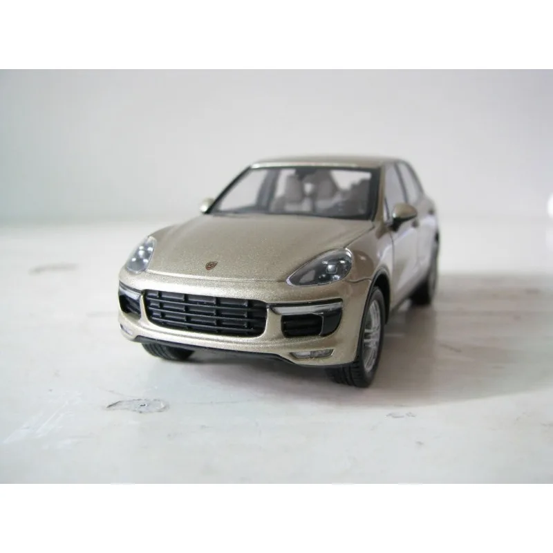 

Металлическая модель автомобиля MINICHIAMPS Mini Cut Porsche Cayenne Turbo 2015 в масштабе 1:43