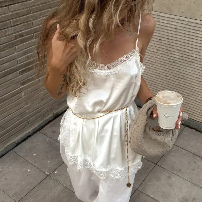 Split Side Lace Patchwork Satin Cami Tops for Women Spaghetti Strap Sexy V Neck Silk Camisole Going Out Party Shirts