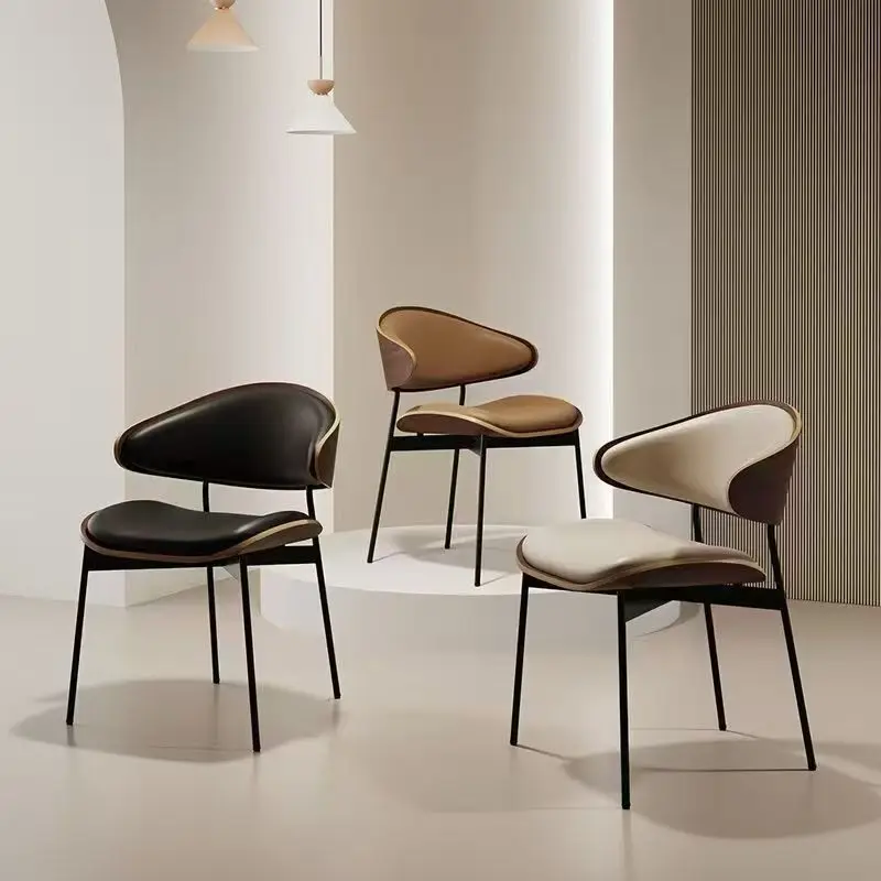 

Solid Wood Back Italian Minimalist Dining Chair Cat Scratch Proof Pu Leather High Resilience Foam Ergonomic Curve