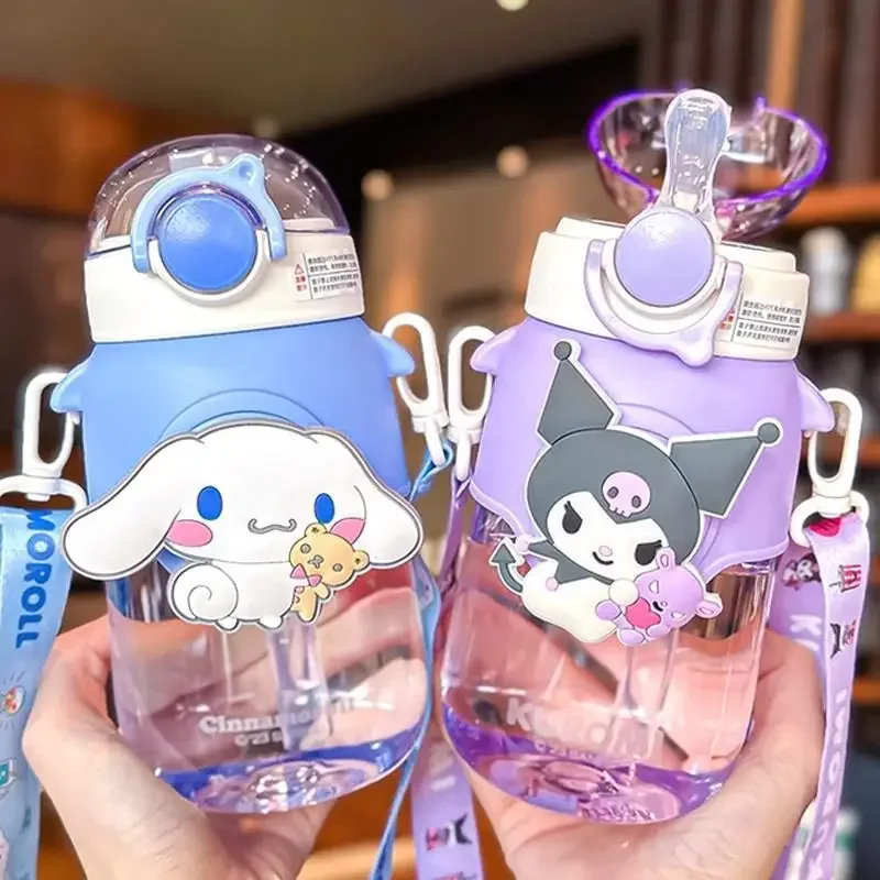 

Sanrio anime cartoon large-capacity water bottle Cinnamoroll Kuromi My Melody portable straw cup for outdoor sports and fitness